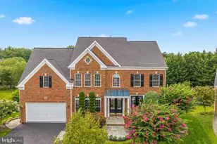 808 Colette Ct, Odenton, MD 21113 - Photo 1