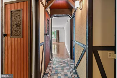 100 Severn Avenue #303, Annapolis, MD 21403 - Photo 2