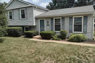 7917 Royal Mint Pl, Pasadena, MD 21122 - Photo 2