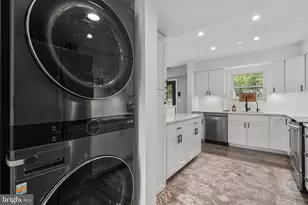 1711 Elkridge Dr, Edgewater, MD 21037 - Photo 10
