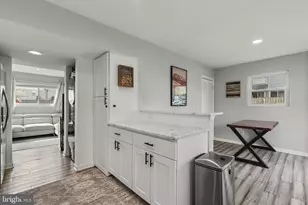 1711 Elkridge Dr, Edgewater, MD 21037 - Photo 12