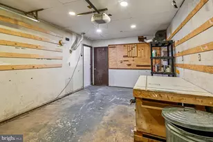 724 Stafford Hill Dr, Glen Burnie, MD 21061 - Photo 38