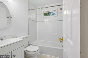 724 Stafford Hill Dr, Glen Burnie, MD 21061 - Photo 34
