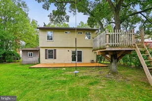 724 Stafford Hill Dr, Glen Burnie, MD 21061 - Photo 2