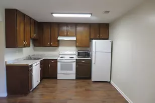 1602 W Bancroft Ln, Crofton, MD 21114 - Photo 12