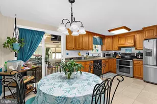 379 Dublin Dr, Glen Burnie, MD 21060 - Photo 10