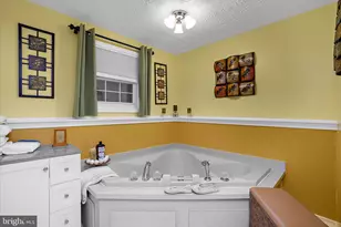 379 Dublin Dr, Glen Burnie, MD 21060 - Photo 24