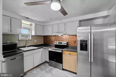 8276 Sebring Court, Severn, MD 21144 - Photo 6