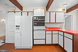 8 Revell St, Annapolis, MD 21401 - Photo 22