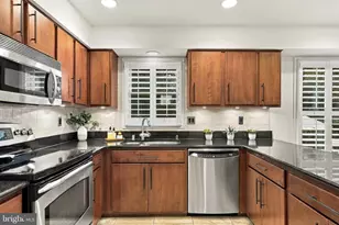 2801 Autumn Chase Cir, Annapolis, MD 21401 - Photo 28
