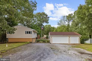 619 Sutton Dr Dr, Pasadena, MD 21122 - Photo 1