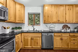 619 Sutton Dr Dr, Pasadena, MD 21122 - Photo 14