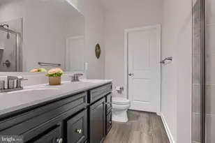 190 Woodgate Cir, Pasadena, MD 21122 - Photo 42