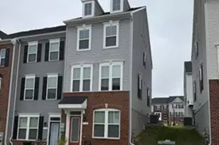 118 Woodgate Cir, Pasadena, MD 21122 - Photo 2
