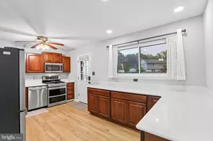 523 Chalet Dr W, Millersville, MD 21108 - Photo 8