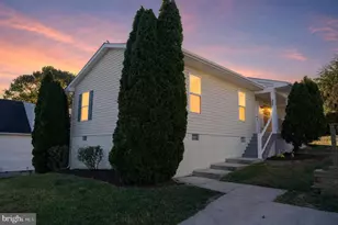 207 Elizabeth Ave, Baltimore, MD 21225 - Photo 1