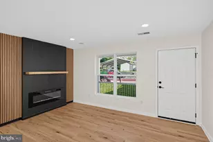 207 Elizabeth Ave, Baltimore, MD 21225 - Photo 10