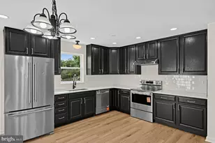 207 Elizabeth Ave, Baltimore, MD 21225 - Photo 12
