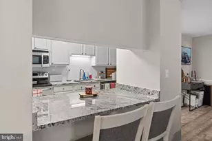 631 Admiral Dr, Annapolis, MD 21401 - Photo 20
