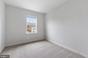 302 Black Sky Ln, Pasadena, MD 21122 - Photo 24