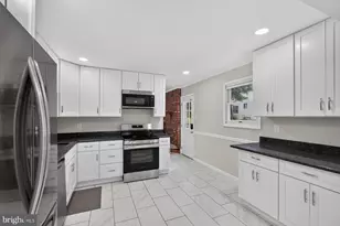 512 St Martins Ln, Severna Park, MD 21146 - Photo 8