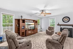 1210 Pekin Rd, Pasadena, MD 21122 - Photo 10