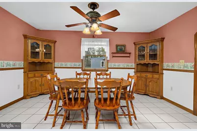306 Broadway Avenue, Glen Burnie, MD 21061 - Photo 16