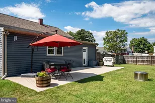 2 Sunset Cir, Pasadena, MD 21122 - Photo 4