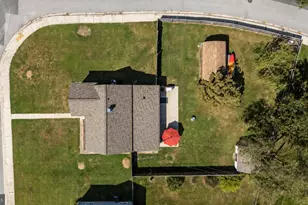 2 Sunset Cir, Pasadena, MD 21122 - Photo 26
