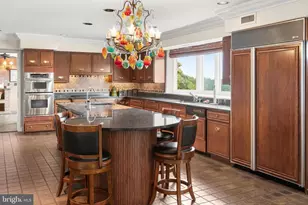 6300 Town Point Rd, Tracys Landing, MD 20779 - Photo 16