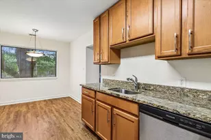 300 Hilltop Ln, Annapolis, MD 21403 - Photo 16