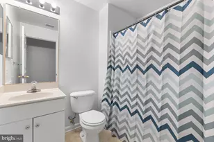 2026 Gov Thomas Bladen Way, Annapolis, MD 21401 - Photo 18