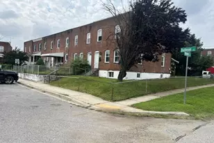 4 Ballman Ct, Baltimore, MD 21225 - Photo 2