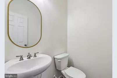 8132 Villaggio Drive, Millersville, MD 21108 - Photo 12