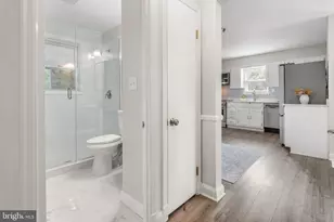 405 Sycamore Rd, Linthicum Heights, MD 21090 - Photo 32
