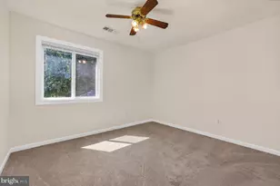 7704 Queens Park Rd, Pasadena, MD 21122 - Photo 22