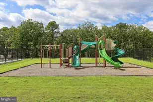 158 Woodgate Cir, Pasadena, MD 21122 - Photo 42