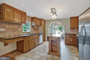 209 Carroll Rd, Glen Burnie, MD 21060 - Photo 8