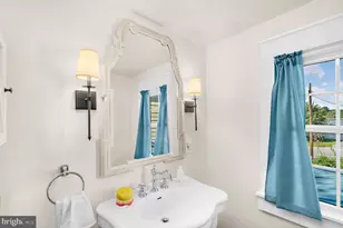 13 Hopkins St, Glen Burnie, MD 21061 - Photo 34