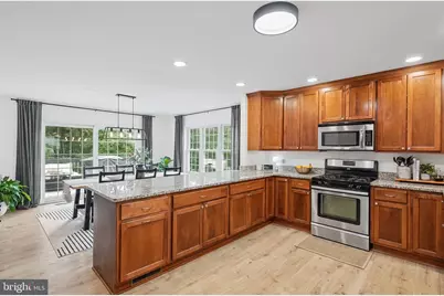 8245 Lethbridge Road, Millersville, MD 21108 - Photo 10