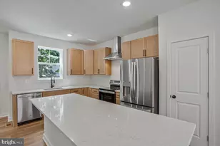 1225 Juniper St, Shady Side, MD 20764 - Photo 4