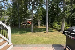 327 Beach Dr, Annapolis, MD 21403 - Photo 12