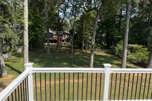 327 Beach Dr, Annapolis, MD 21403 - Photo 4