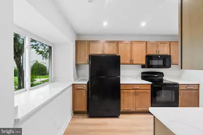 290 Hilltop Lane #Q, Annapolis, MD 21403 - Photo 6