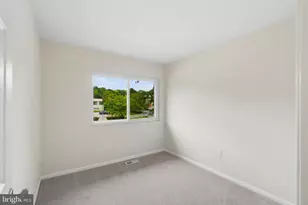 290 Hilltop Ln, Annapolis, MD 21403 - Photo 18