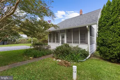526 James Avenue, Tracys Landing, MD 20779 - Photo 4