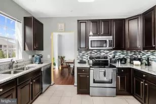 8611 Wintergreen Ct, Odenton, MD 21113 - Photo 18