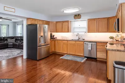 1240 Hawthorne Street, Shady Side, MD 20764 - Photo 14