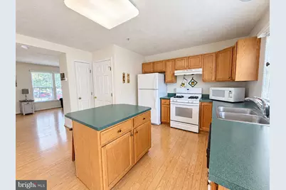 8703 Thornbrook Drive, Odenton, MD 21113 - Photo 6