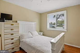 1403 Saunders Way, Glen Burnie, MD 21061 - Photo 12